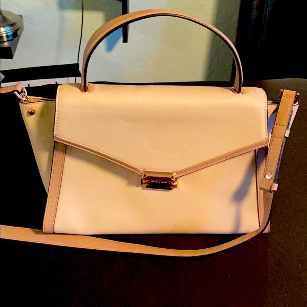 Michael Khols pink multi bag size medium